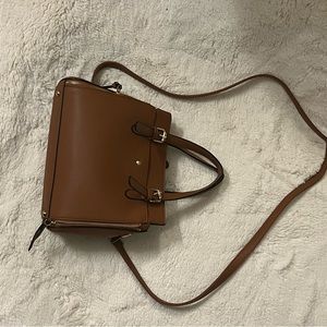Caramel color fashion bag/crossbody.